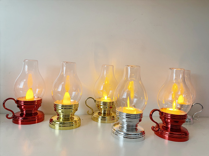 New single-wax small oil lamps, small horse lamps, wind lamps, decorative handicrafts and ornaments pic 3
