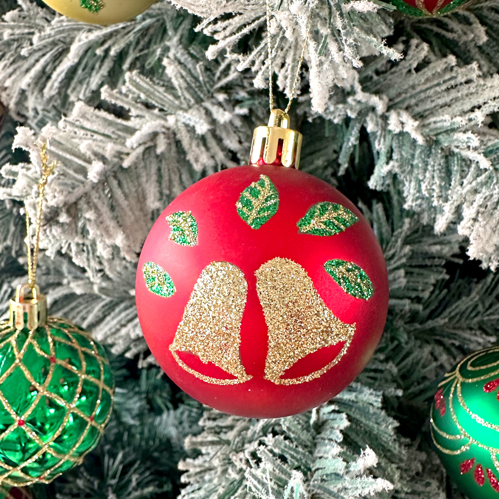 Temu/SHEIN Christmas decorations: Electroplated deer plastic balls, painted Christmas ball sets, Christmas tree pendants pic 27