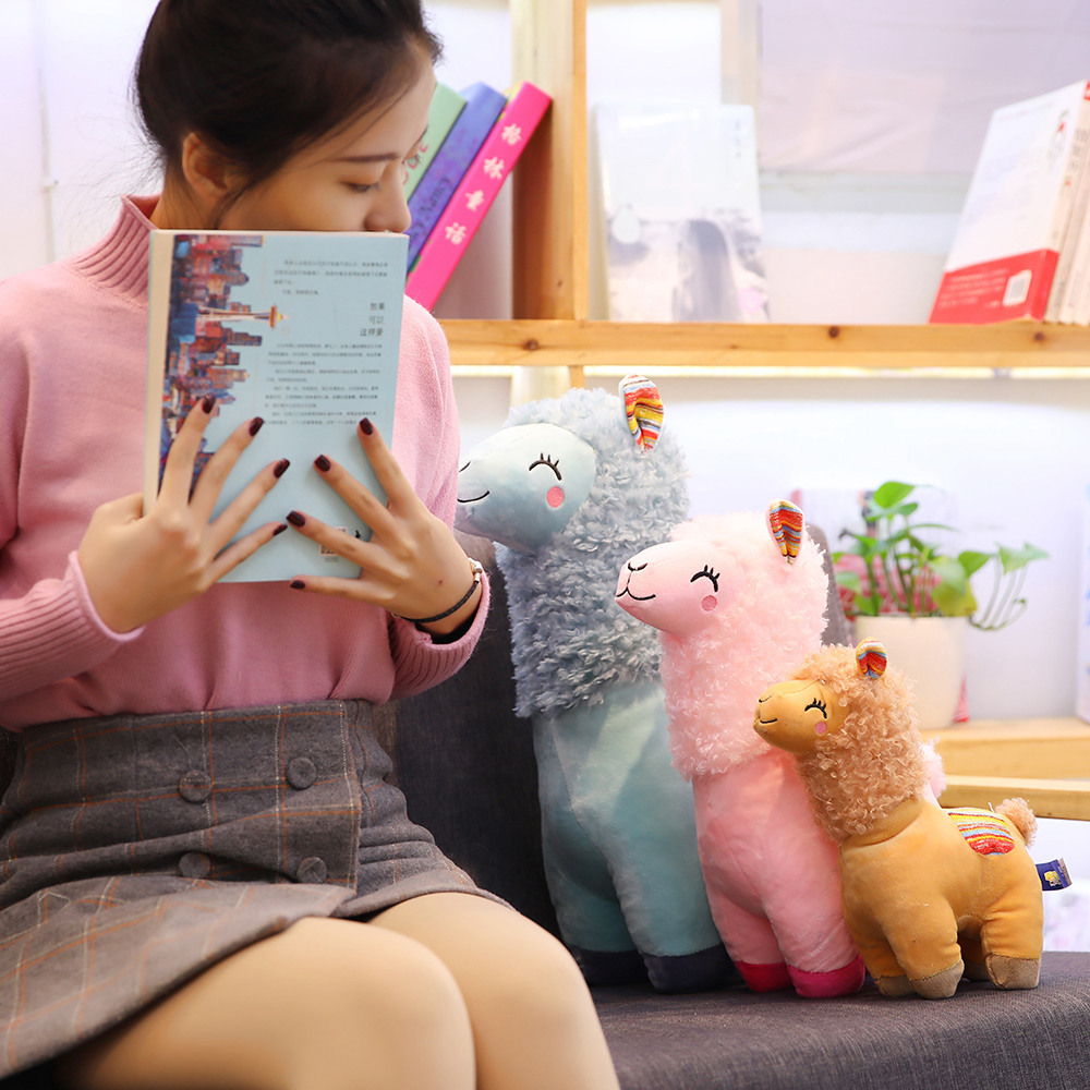 可爱羊驼公仔娃娃玩偶儿童生日礼物卡通眯眼羊驼抱枕毛绒玩具公仔详情14