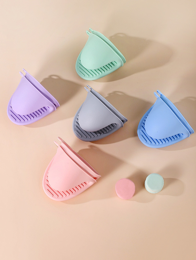 Silicone heat-insulating and heat-resistant hand clamps for kitchen tools, thickened heat-resistant and slippery dish clamps, shark gloves for microwave ovens and ovens pic 19