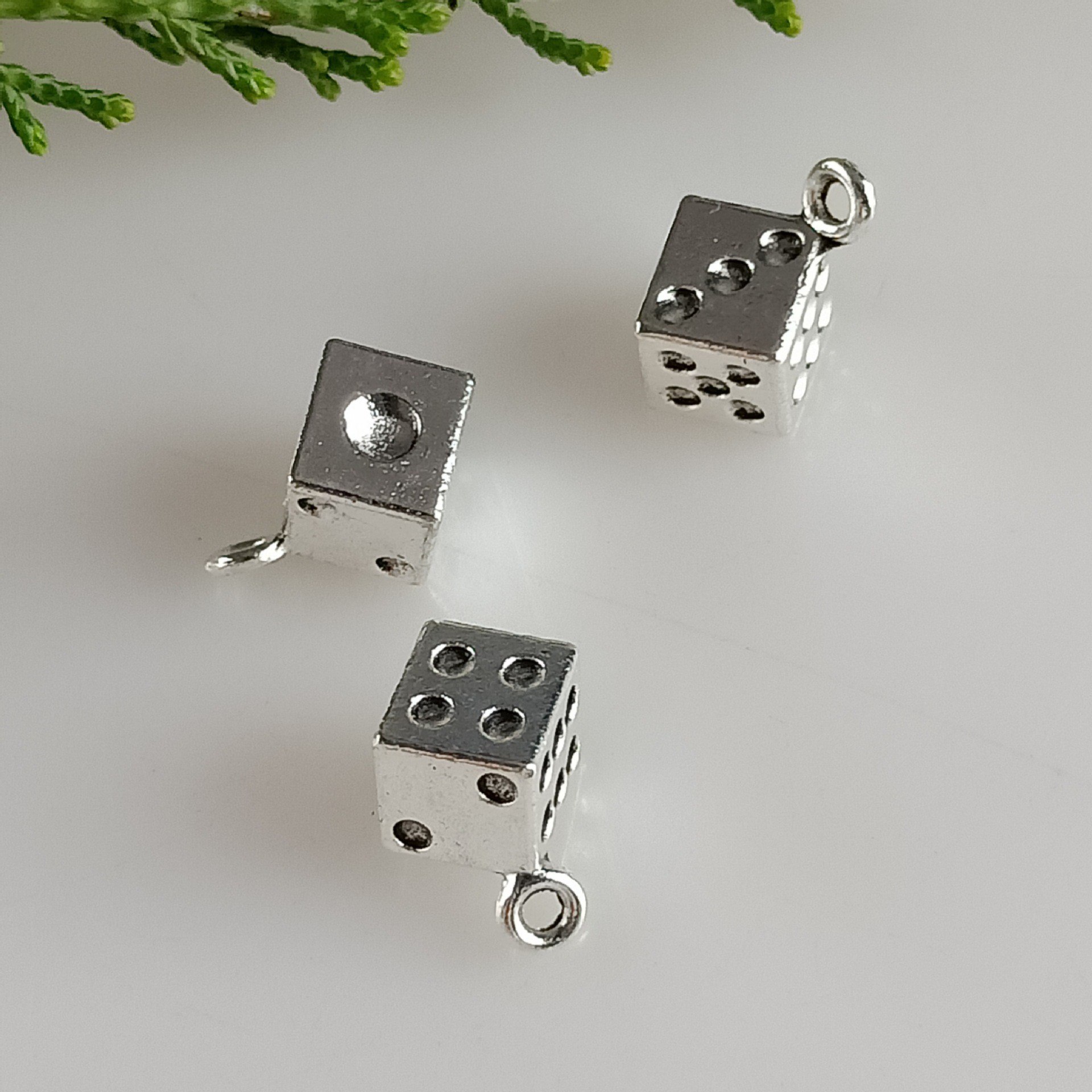 12*12mm foreign trade Tibetan silver square dice personalized bracelet, beaded pendant, diy factory wholesale pic 3
