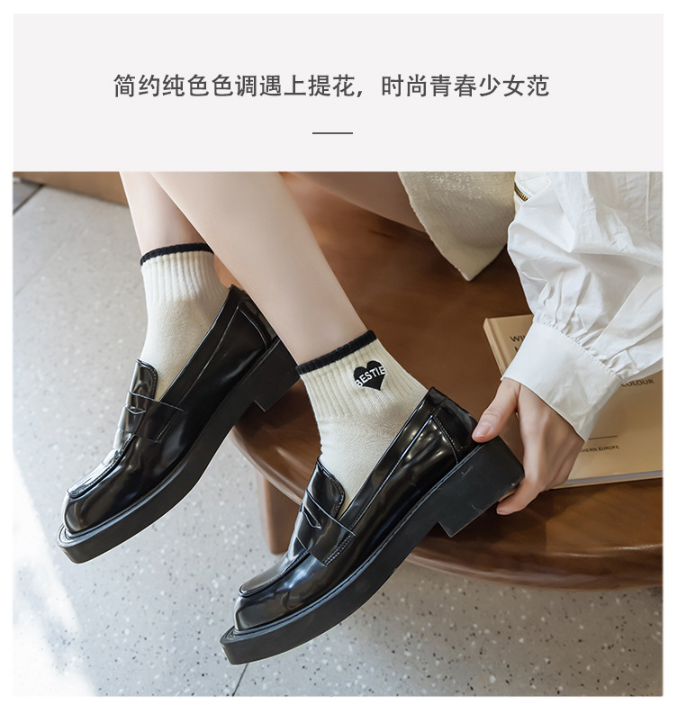 袜子地摊一件代发秋冬季女士袜子 ins风低帮棉袜 刺绣短筒拼色船袜女 诸暨女袜批发一件代发详情8