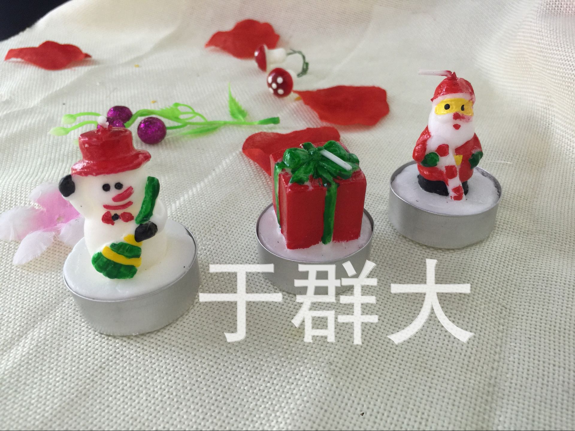 Factory wholesale candles. Christmas candles. Custom orders based on samples are available. Christmas candle ornaments, Santa Claus snow pic 1