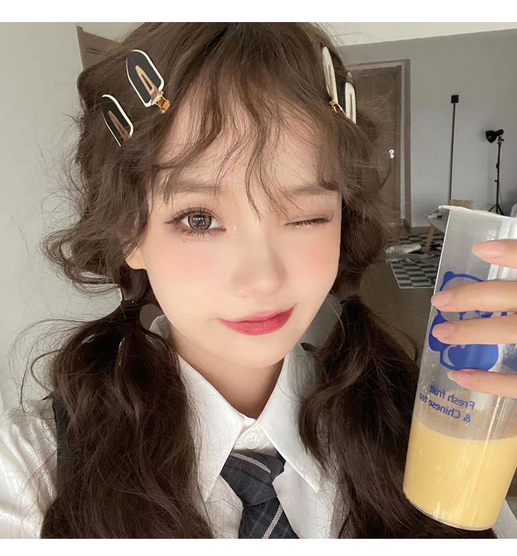 High-end style hair clips for women, summer bangs clips, duckbill clips, internet-famous seamless hair clips, side checkerboard clips, headwear pic 9