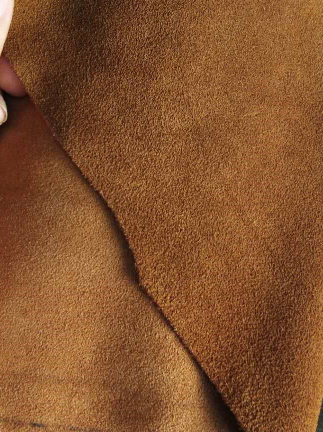 Yiwu Ha Niu leather, brown backfleece, black double-layer fleece and various other colors are available in stock pic 3