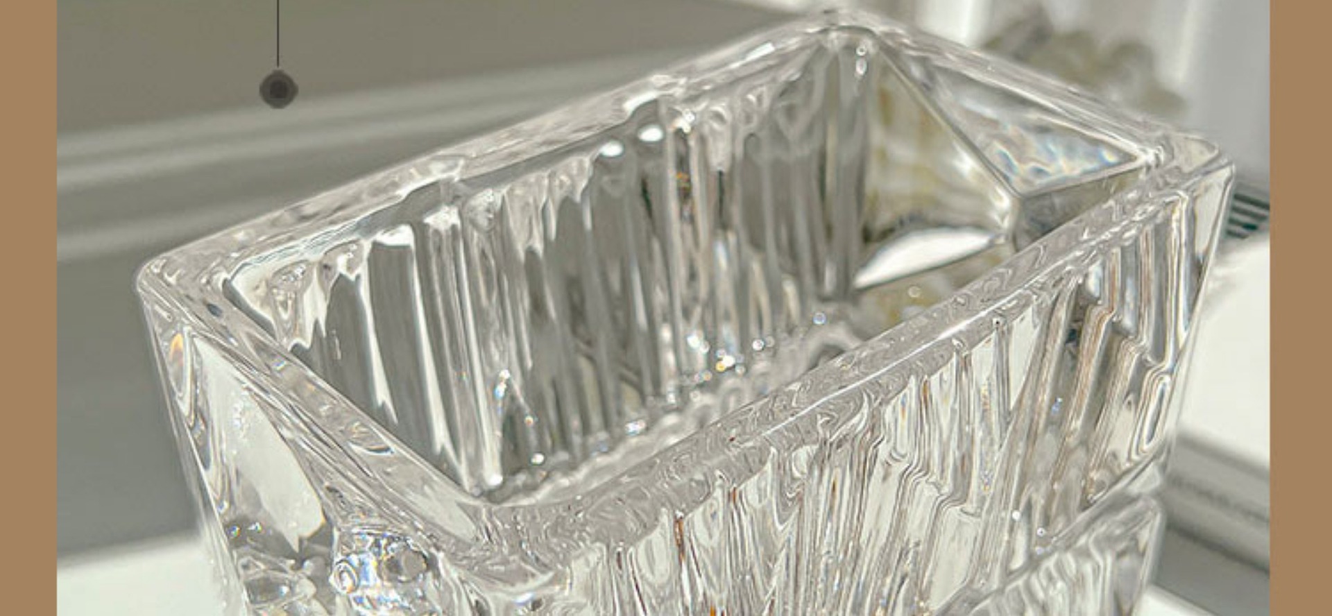 Vase ornaments, living room flower arrangements, high-end and light luxury, transparent glass, high-end hydroponic fresh flowers, roses, ins style pic 8