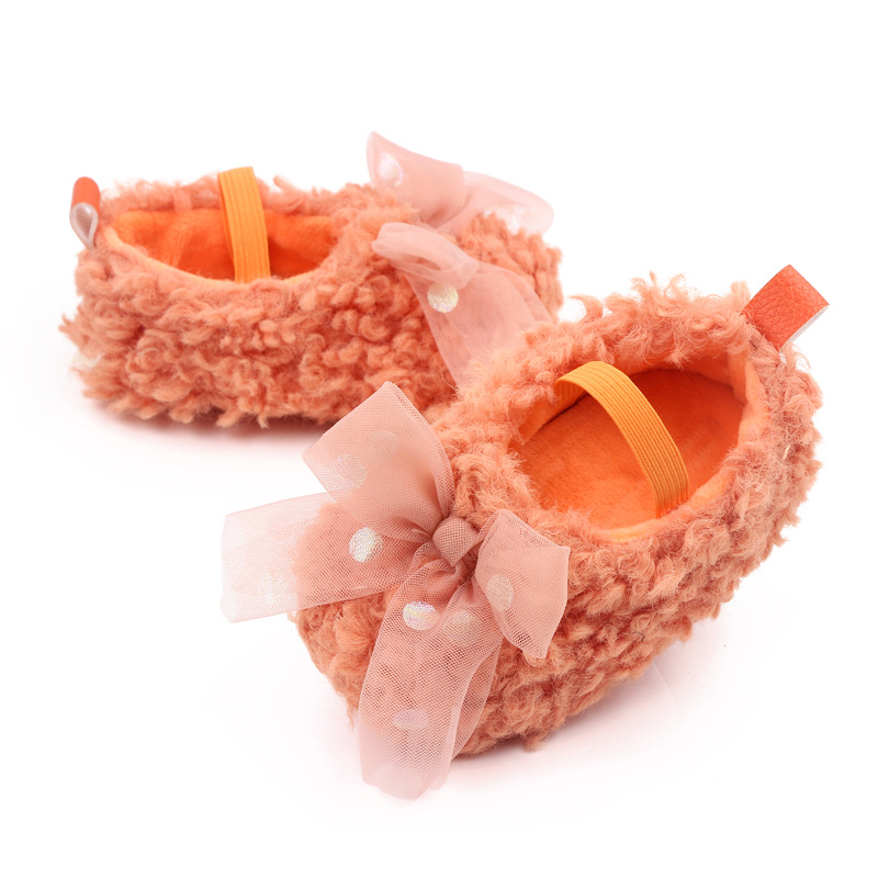 For babies aged 0-1, there are cute cotton shoes. For girls, there are suede princess shoes, shallow elastic cotton shoes, and fluffy shoes for girls. The size is 2750 pic 24