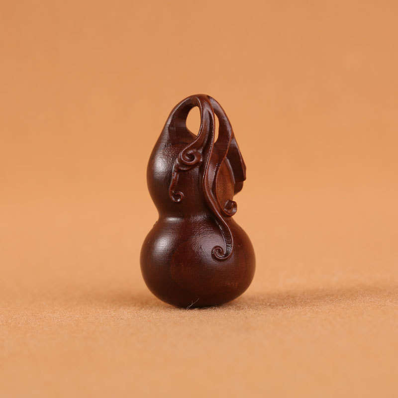 Lightning-struck jujube wood carved ornaments, gourd accessories, Taoist ritual implements, ornaments, handicrafts, gifts wholesale, small gourds pic 4