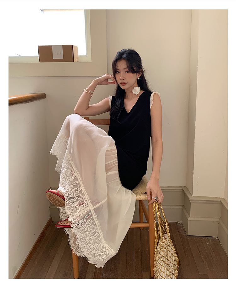 爱西里2024夏季法式温柔蕾丝拼接小黑裙欧根纱撞色连衣裙女11210详情1