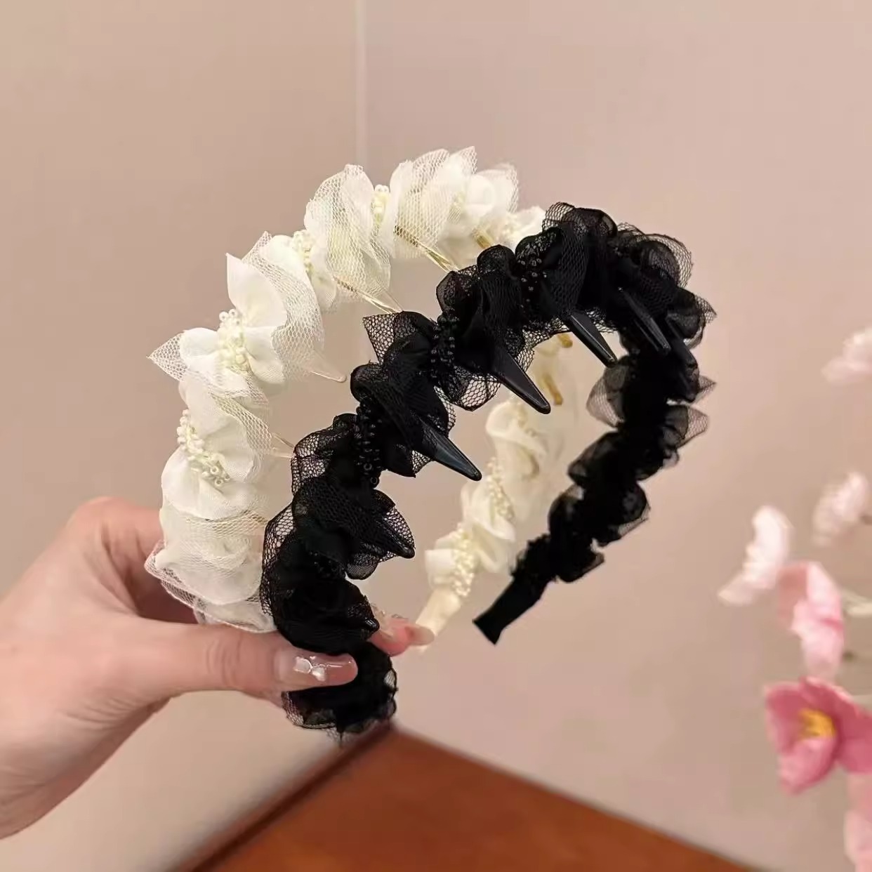Spring and summer sweet hairband, high-end pleated mesh hairband, 2025 internet-famous new style, ethereal outerwear hairband for women pic 6