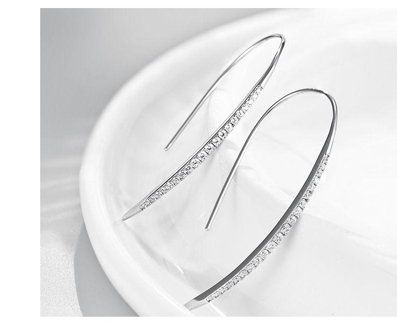 银幸汇2023年新款欧美简约冷淡风长款耳环s925纯银气质耳环批发详情5