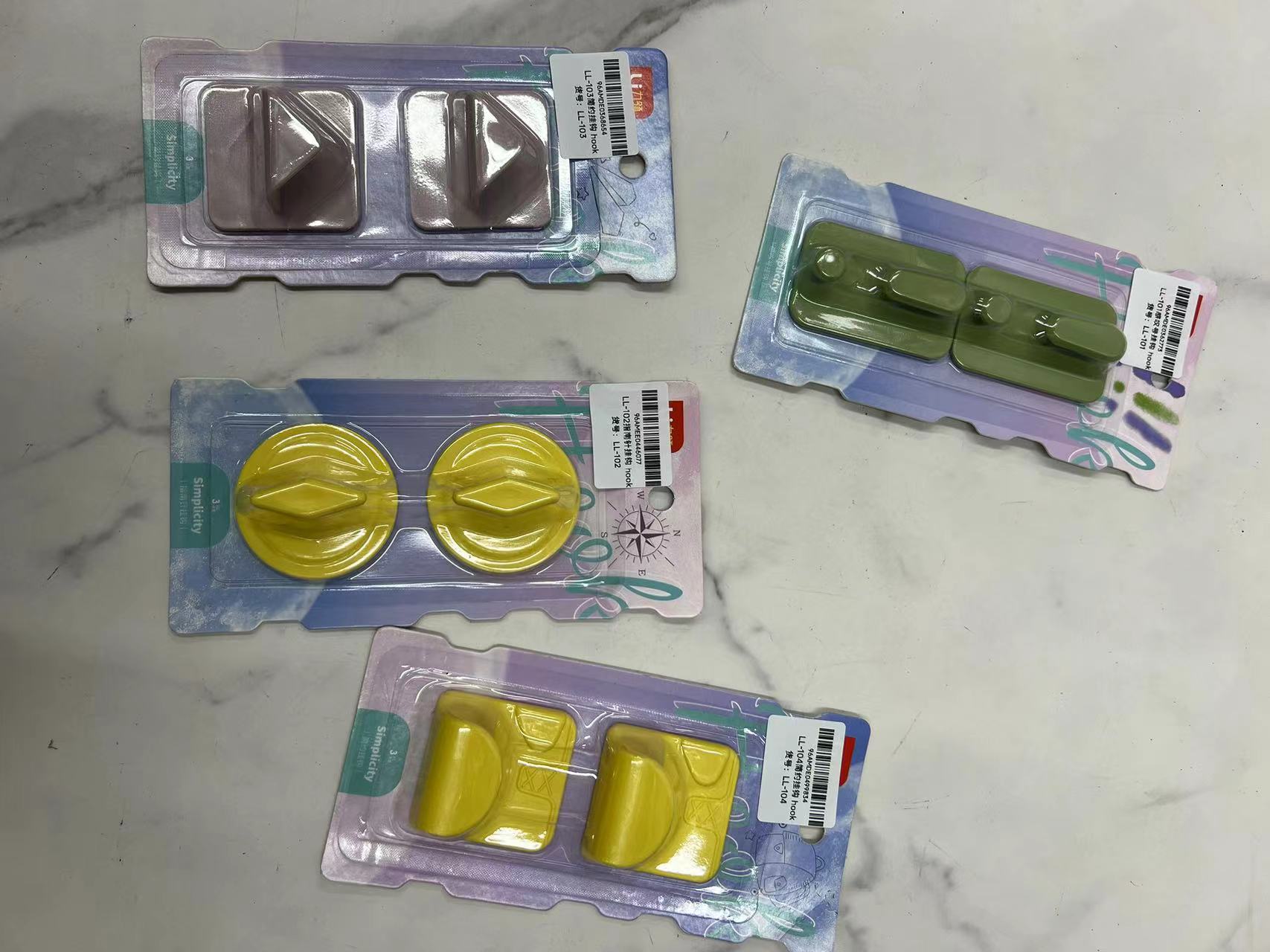 新款浴室壁挂防水透明挂钩无痕挂钩家用免打孔无痕挂钩粘钩钩子详情5