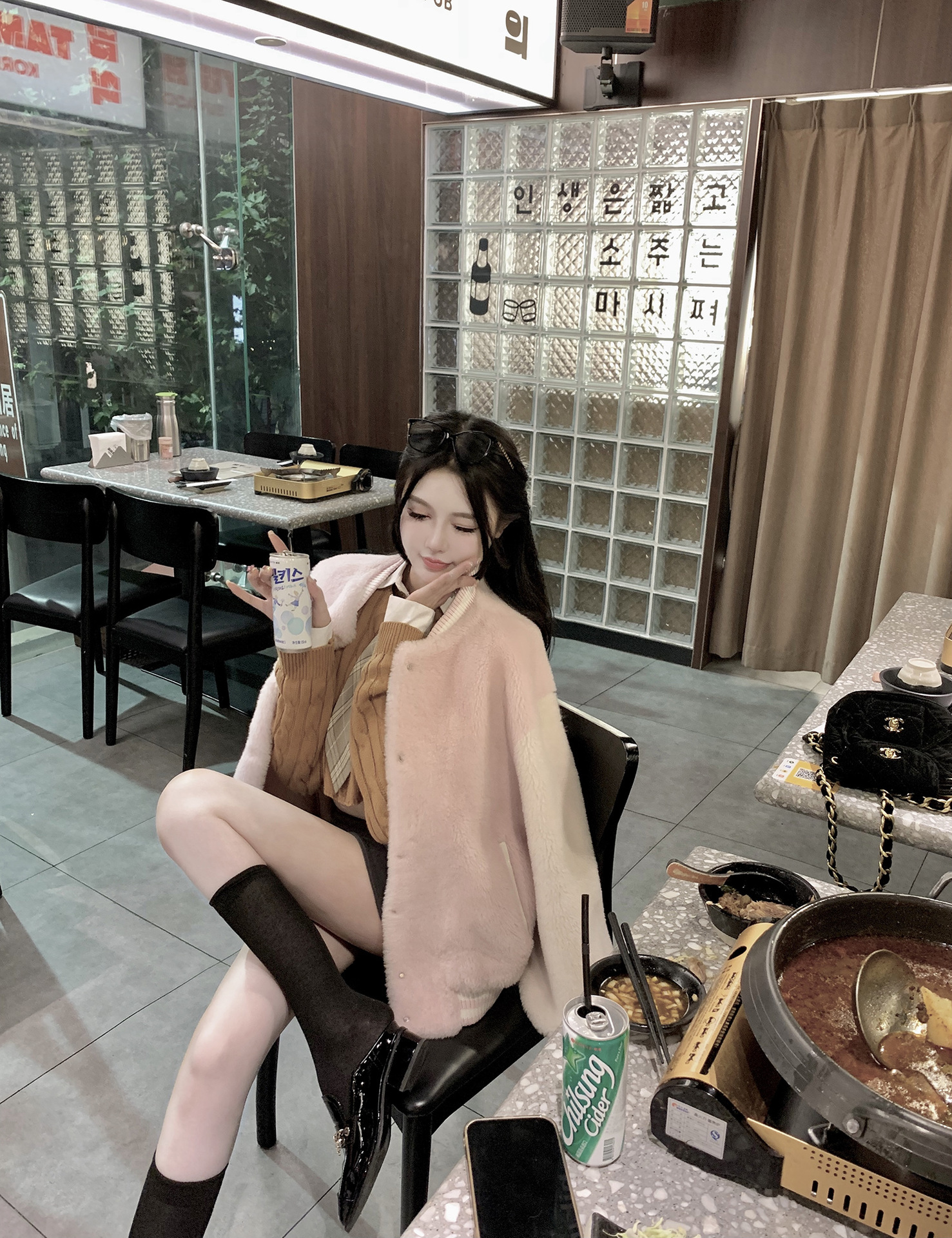 颗粒绒棒球服羊羔毛皮草外套女撞色时尚粉色羊剪绒皮毛一体大衣冬详情17