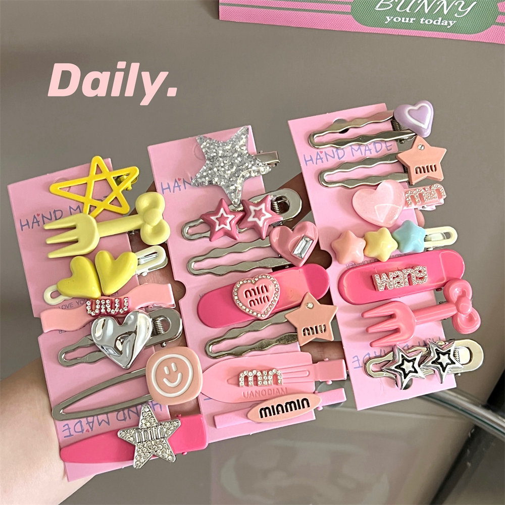 Versatile Y2K fashionable spicy girl style star hair clip, girl side bangs clip, sweet and cool dopamine crushed hair clip hair accessory pic 28