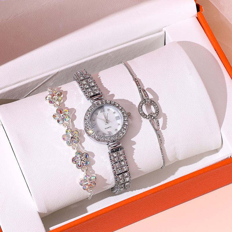 抖音快手跨境女士礼盒三件套礼品套装手表时尚镶钻手链手表详情4