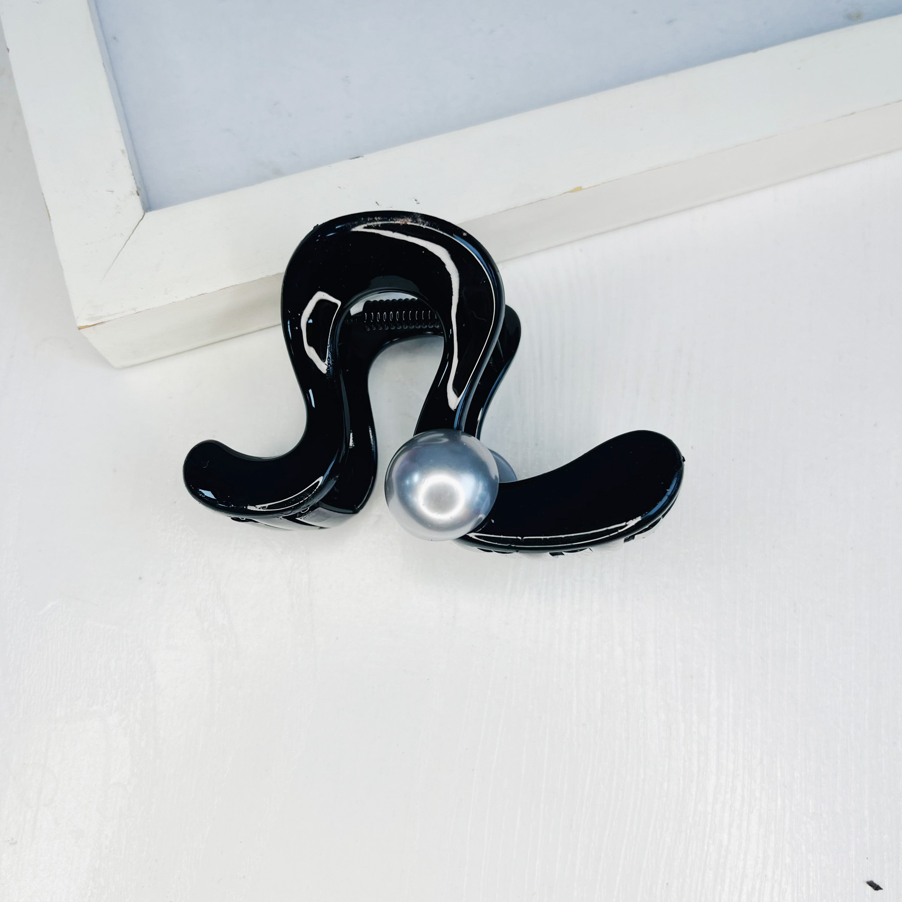 The 2025 National Trend series hairpins feature a niche design with geometric leopard print pearl hairpins, exuding a feminine and high-end charm. They are medium-sized semi-clip headwear pic 46