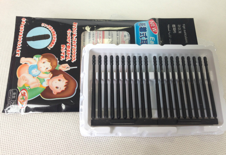 The earwax cleaning stick with adhesive type is attached to the spiral ear-picking stick pic 4