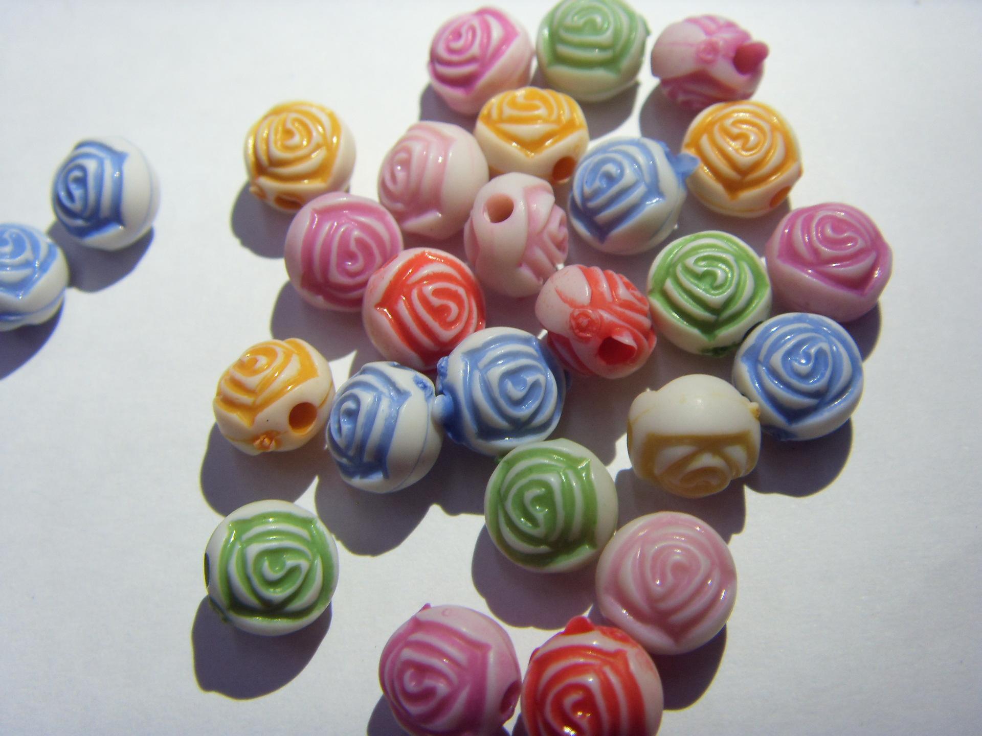 Factory wholesale DIY acrylic imitation jelly color imitation pearl clothing accessories, electroplated beads, antique beads pic 6