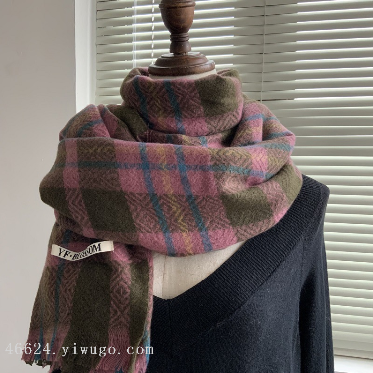 复古格子流苏围巾女2024新款高级感保暖加厚围脖学生防寒装饰百搭