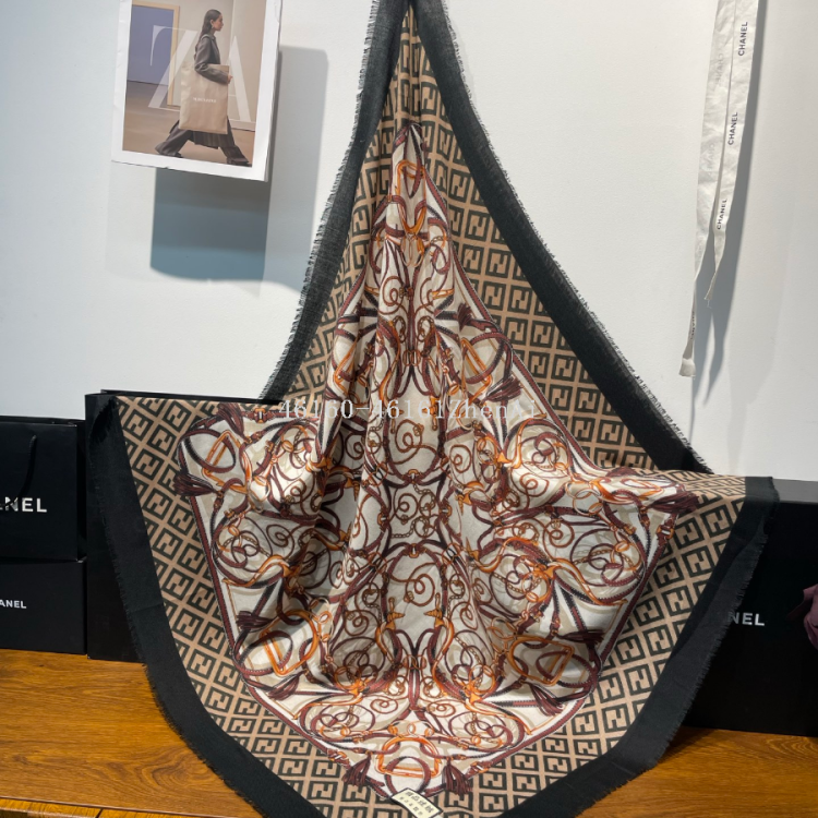 New cross-border export cash on delivery fashionable classic velvet printed square towels are available for supply through e-commerce live streaming supply chain Item Picture