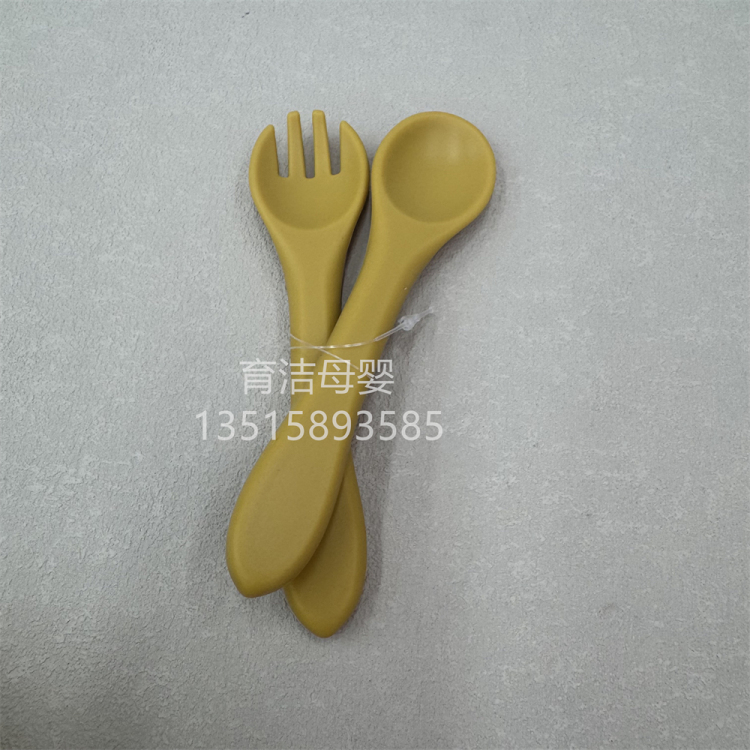 شوكة ملعقة في كوب ماء صغير من السيليكا Item Picture