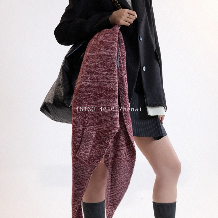 Wholesale of new cross-border export scarves, e-commerce live streaming, flower-patterned triangular shawl supply chain details Picture