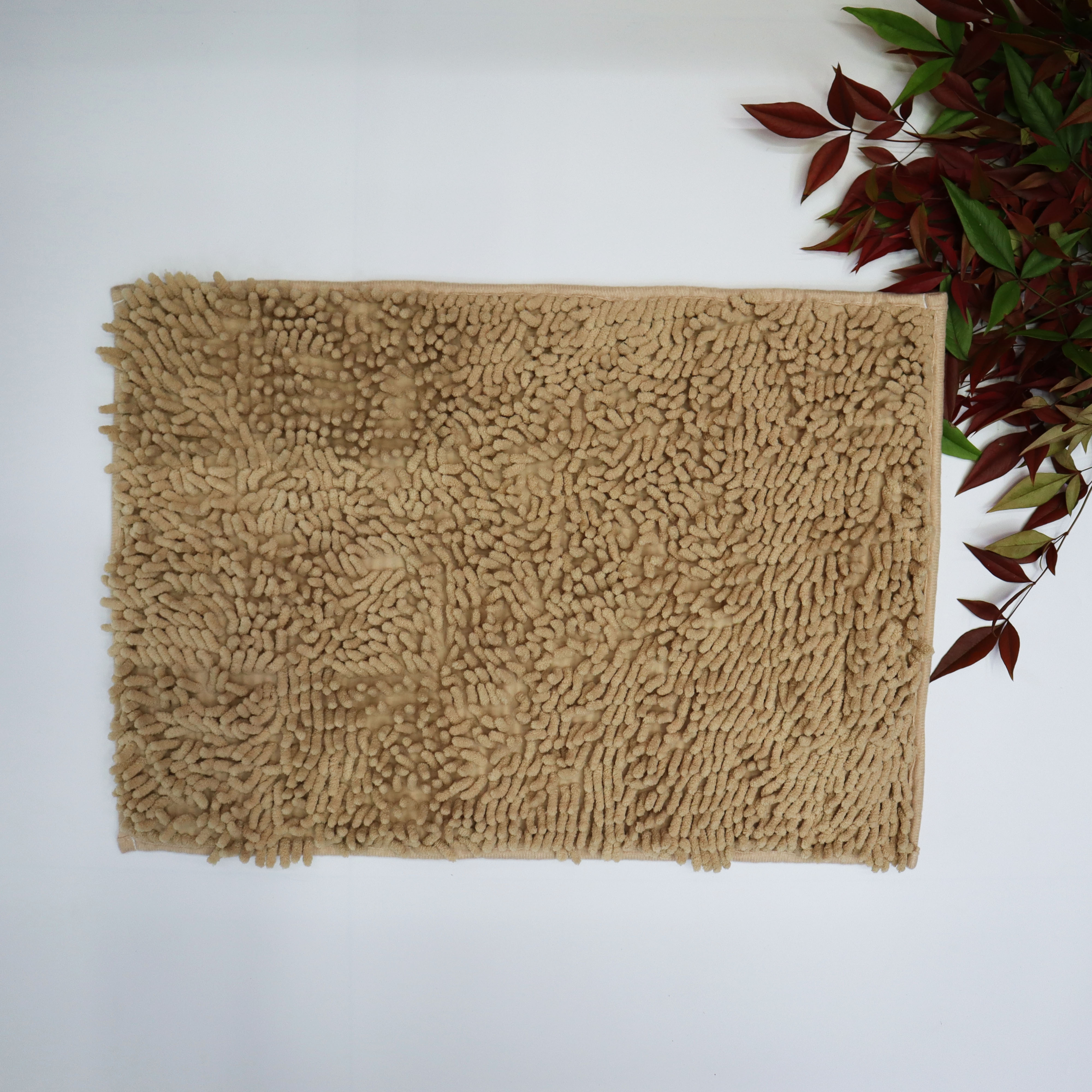 Chenier floor MATS, absorbent carpets, anti-slip bathroom MATS, bathroom anti-slip foot MATS, plush bathroom carpets Application Scenario