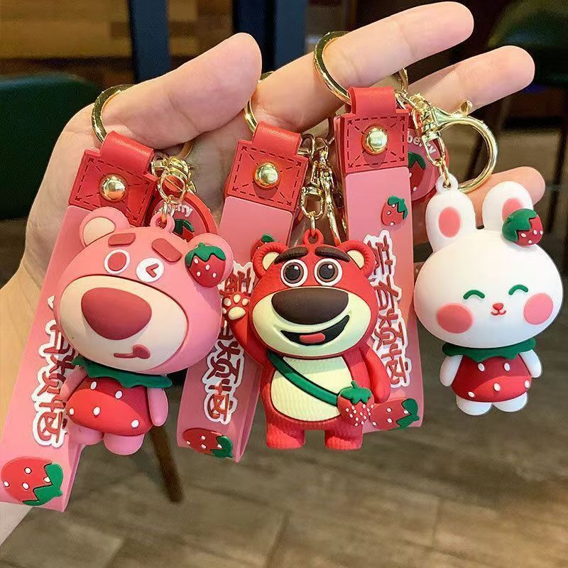 亚马逊热销款草莓熊钥匙扣汽车包包挂件卡通小兔子钥匙链工厂批发