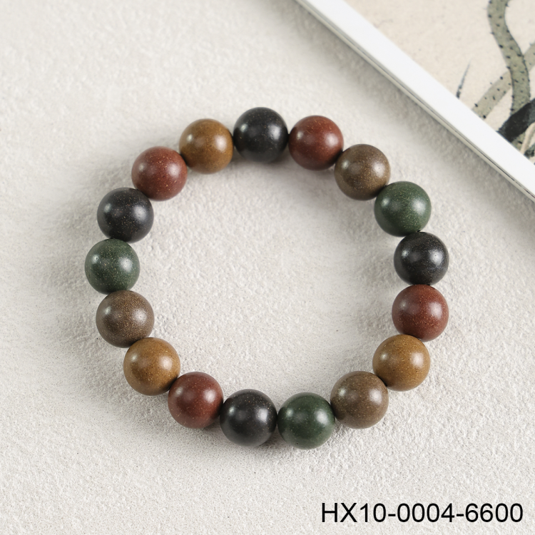 Ancient-style handcrafted incense bead bracelet, natural medicinal incense beads, intangible cultural heritage craftsmanship, fragrant, health-preserving and sleep-aiding cultural and creative gifts Application Scenario