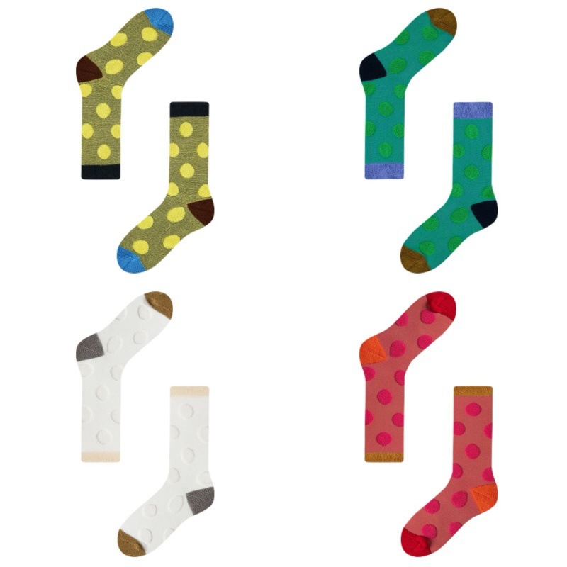 New autumn and winter three-dimensional polka dot loop mid-calf socks, women's warm floor socks, ins style contrasting color pure cotton pile socks Application Scenario