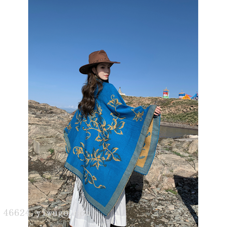 ويبث تجار الجملة بالوشاح عبر الحدود على الهواء مباشرة الريش مزود بعباءة ذات عباءة ذات عباءة details Picture