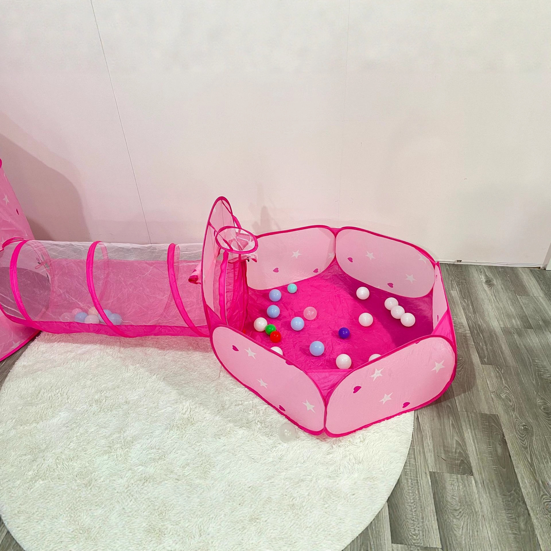 Wholesale of children's indoor play house, cross-border heart-shaped crawling tunnel, body-sensing training toys, girls' three-piece set tent