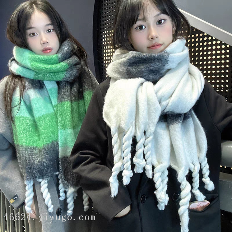 New in-stock cross-border scarves wholesale e-commerce live streaming supply chain supply, hand-tied horizontal bar gradient hand-tied