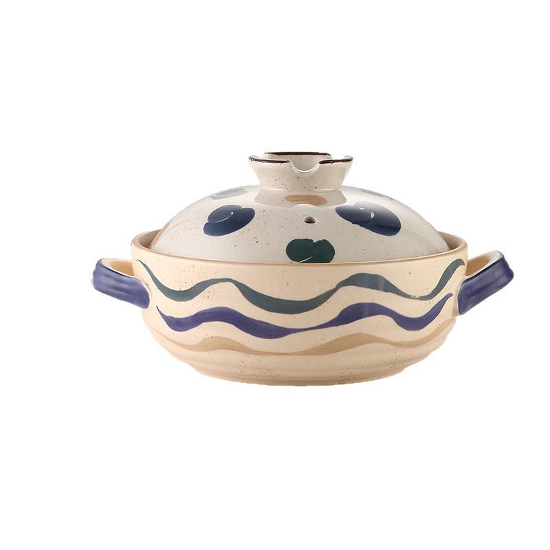 Wholesale of Japanese-style ceramic earthenware POTS, shallow simmering, retro style, hand-painted, heat-resistant household eggplant POTS and open flame frying pans Application Scenario