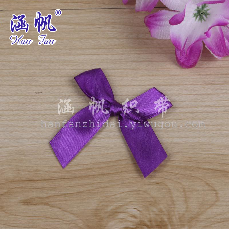 Top-quality pink bow tie accessories with beaded collar flowers and a retro style decoration Specification image