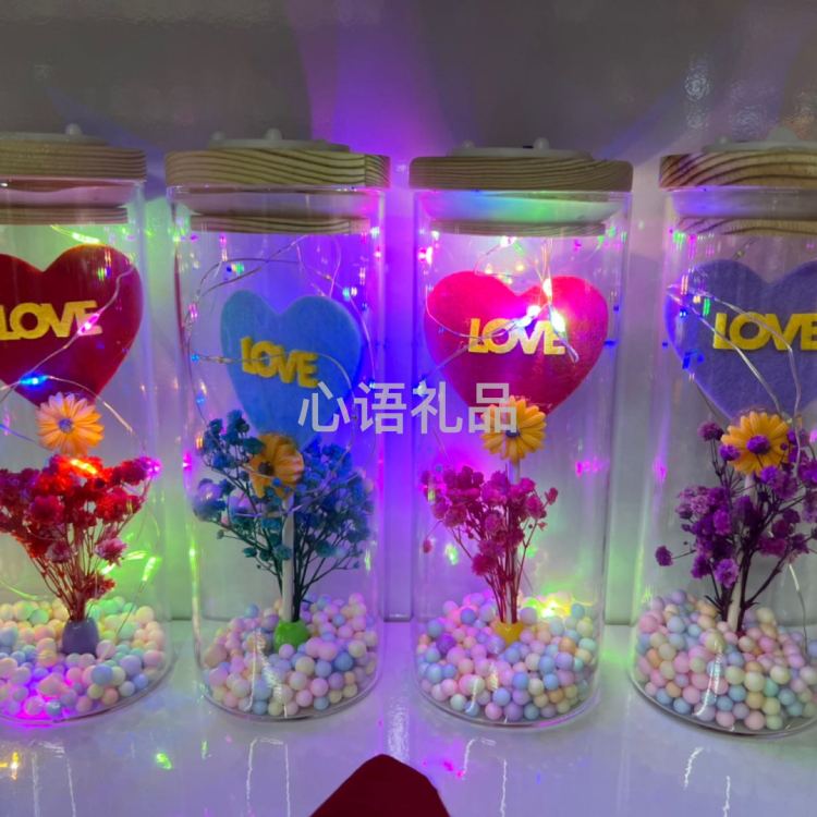 玻璃工艺品实物图