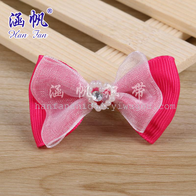مجفف شعر حلو وجميل من فتاة صغيرة ذات شعر أحمر Specification image