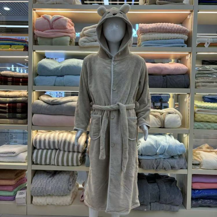 Children's autumn and winter bathrobes, warm bathrobes for children, boys and girls with buttons, cartoon bear hats details Picture