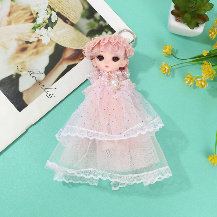 17 cm cartoon Barbie doll keychain, cute, trendy and exquisite wedding dress doll, princess toy doll bag pendant Application Scenario