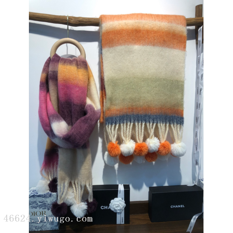 New in-stock cross-border scarves, hairball horizontal stripes, e-commerce live streaming supply chain