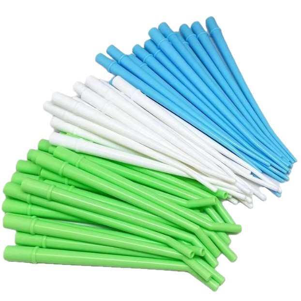 Foreign trade dental surgery curved knife 1/4 mixed color dental surgery tip aspirator Oral surgery curved straw Application Scenario