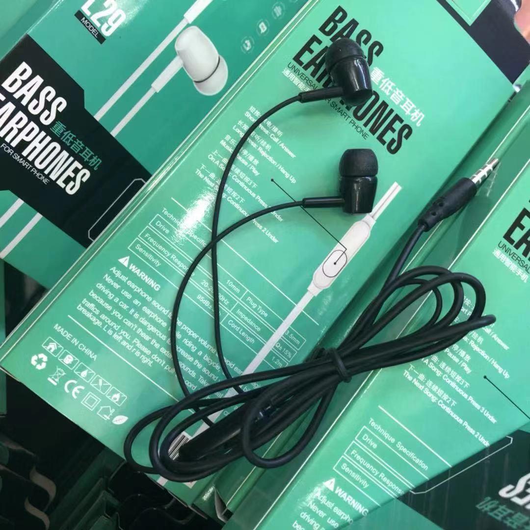 L29 in-ear wire-controlled headphones gift headphones suitable for both Apple and Android universal smartphones Application Scenario