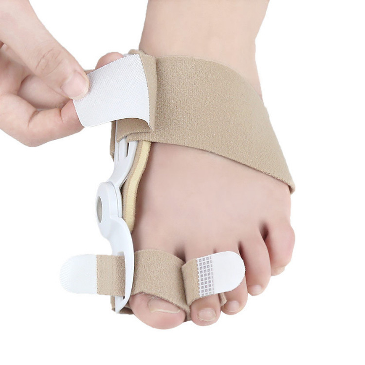 Thin and thickened versions of the foreign trade hallux valgus corrector for improving foot bone orthopedic correction full figure