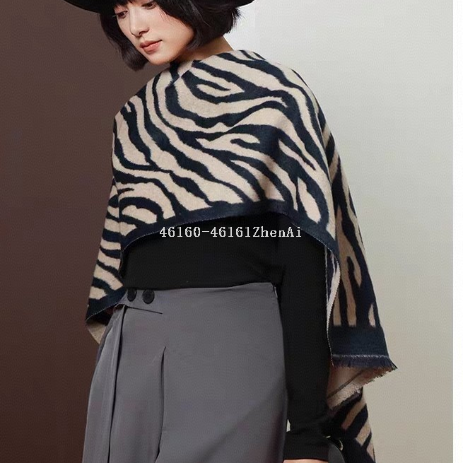 New cross-border export imitation mink wool diagonal scarf, zebra pattern e-commerce live streaming, winter warm scarf wholesale supply chain