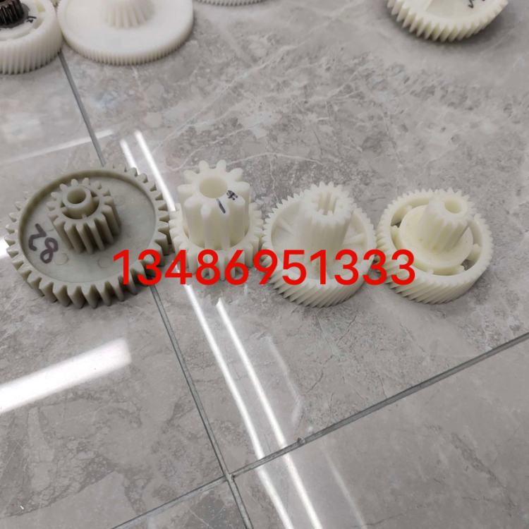 玩具齿轮箱电机传动马达轮塑料齿轮塑料齿轮皇冠齿 塑料尼龙齿轮