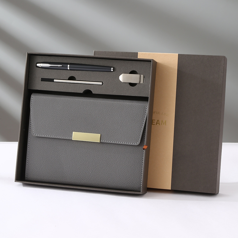 Amazon Cross-border Thanksgiving Notebook Pen Gift Box Set, business light luxury high-end notebook printed logo Item Picture