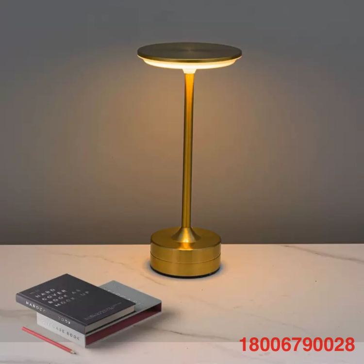 LED跨境感应飞碟触摸台灯酒店餐厅充电金属灯具装饰复古工字台灯