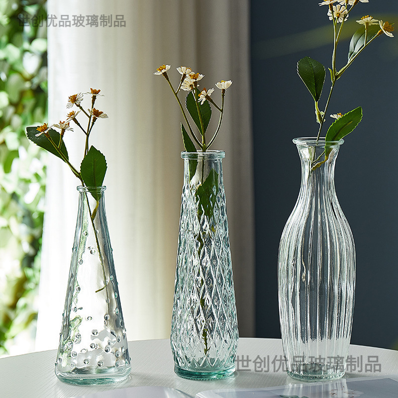 定制欧式小花瓶厂家简约玻璃花瓶透明复古插花花器多规格袖珍花瓶