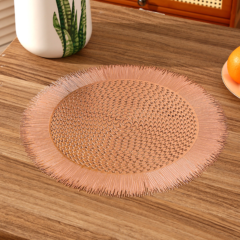 Cross-border Amazon French romantic round PVC placemats, creative and high-end light luxury restaurant heat insulation and waterproof pads pic 6