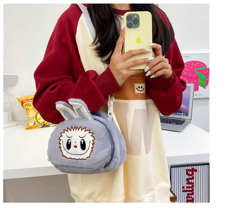 泡泡玛特拉布布斜挎包labubu卡通双肩包零钱包儿童女毛绒包包厂家详情40